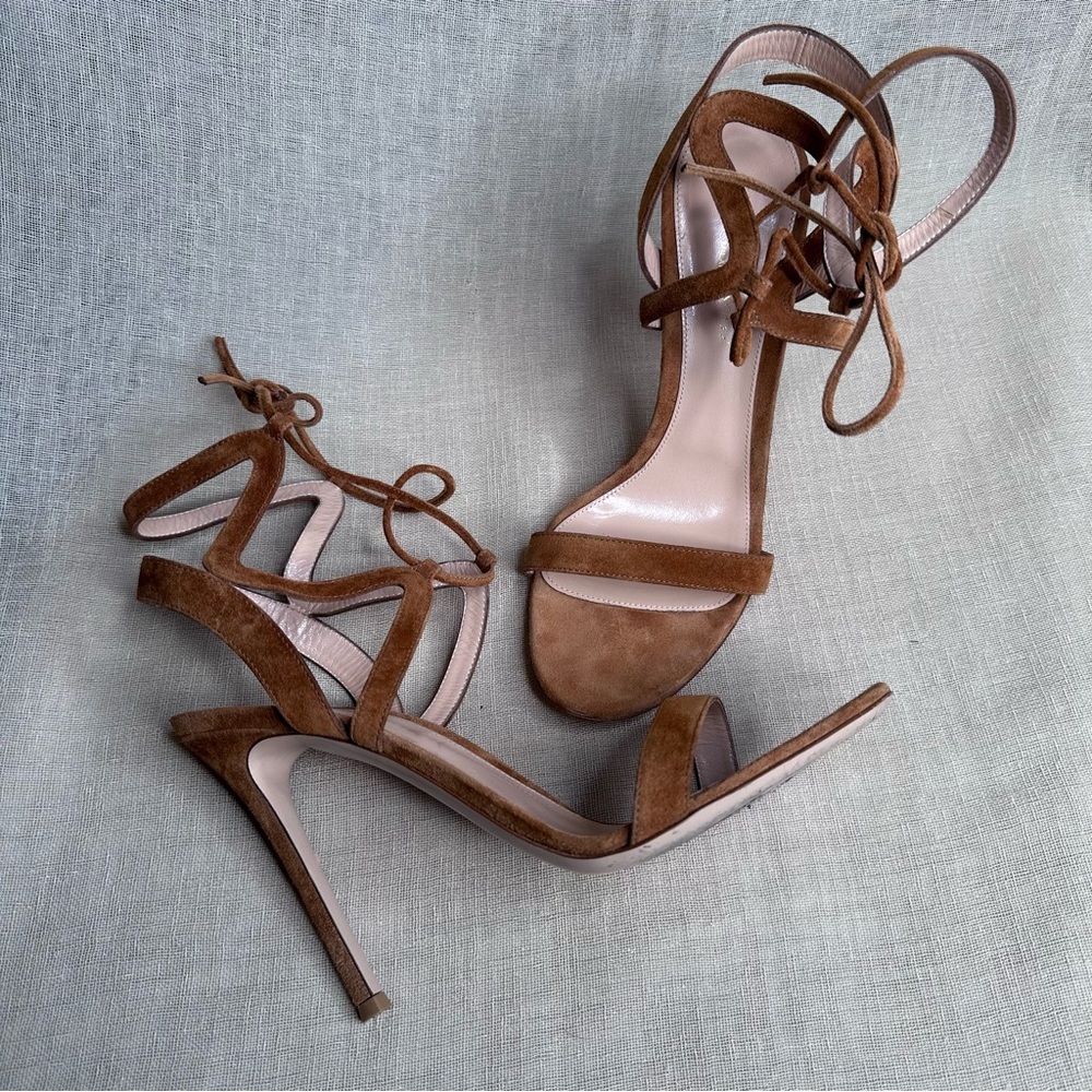 Gianvito Rossi Camel Brown Suede Strappy Heels 40 - Picture 2 of 9